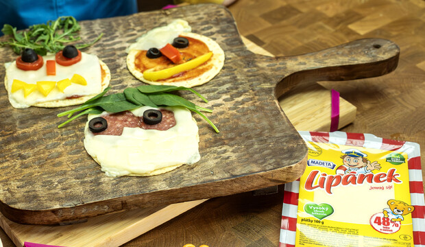 Dětská mini pizza se sýrem Lipánek